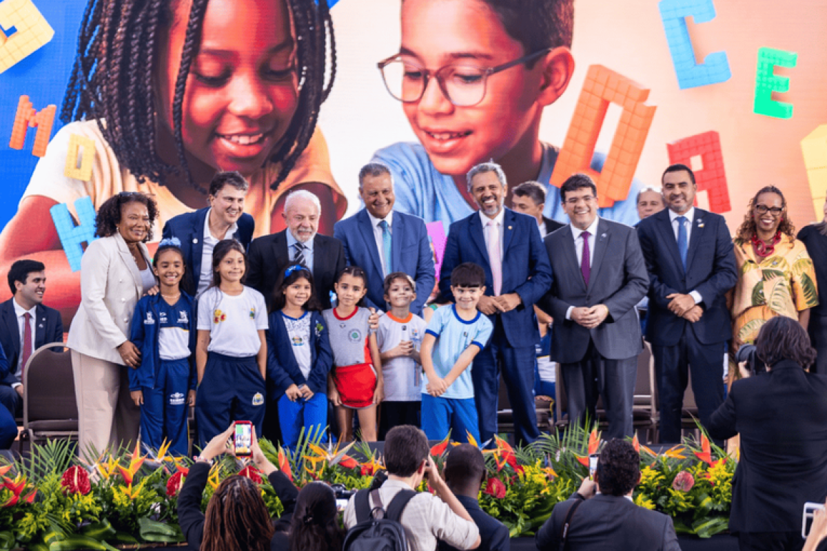 9038793a-c066-421a-a221-1bf2e7133c57